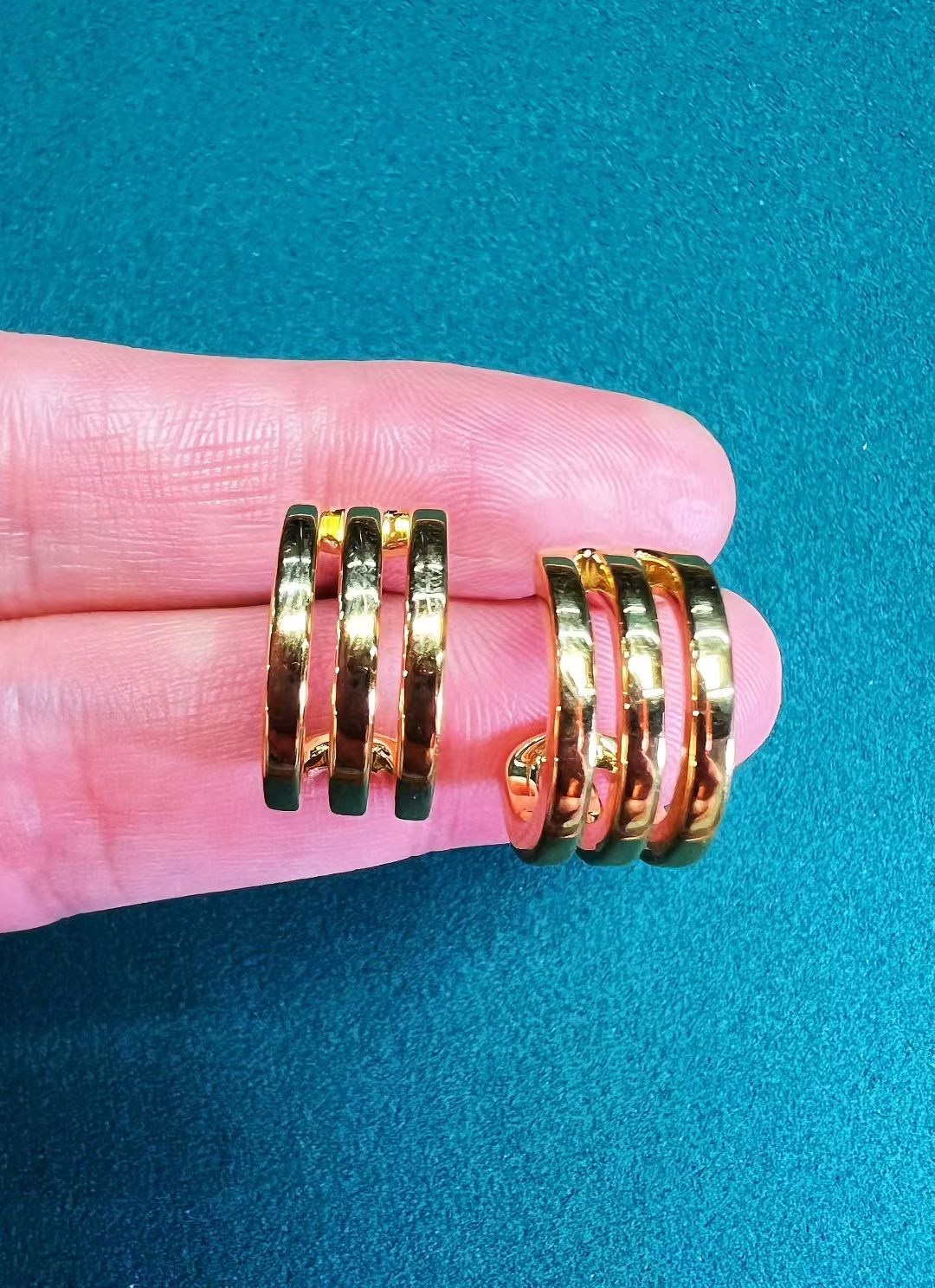 足金 5G无氰工艺光面几何C圈耳饰