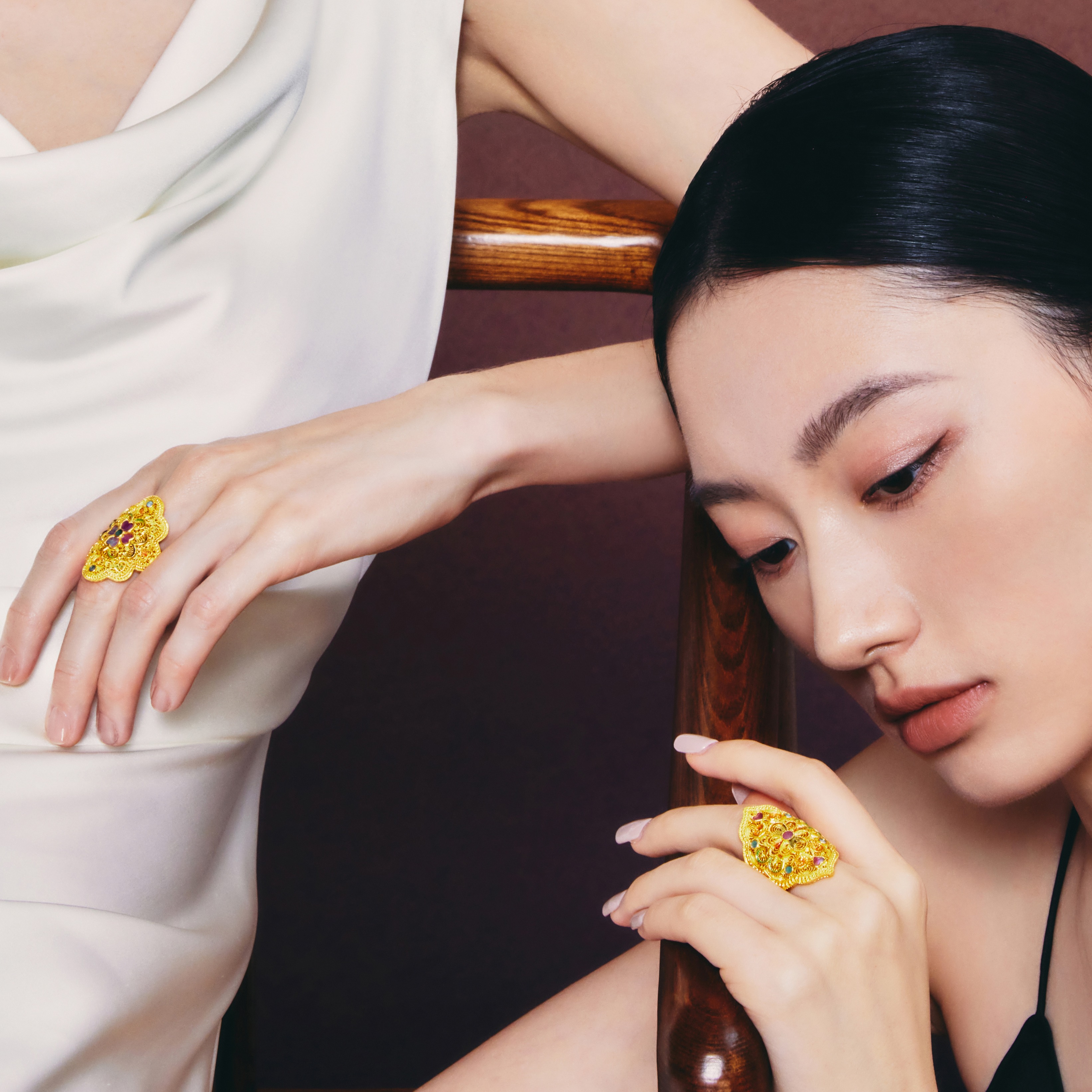 足金古法经典卷草纹花丝花卉螺钿戒指